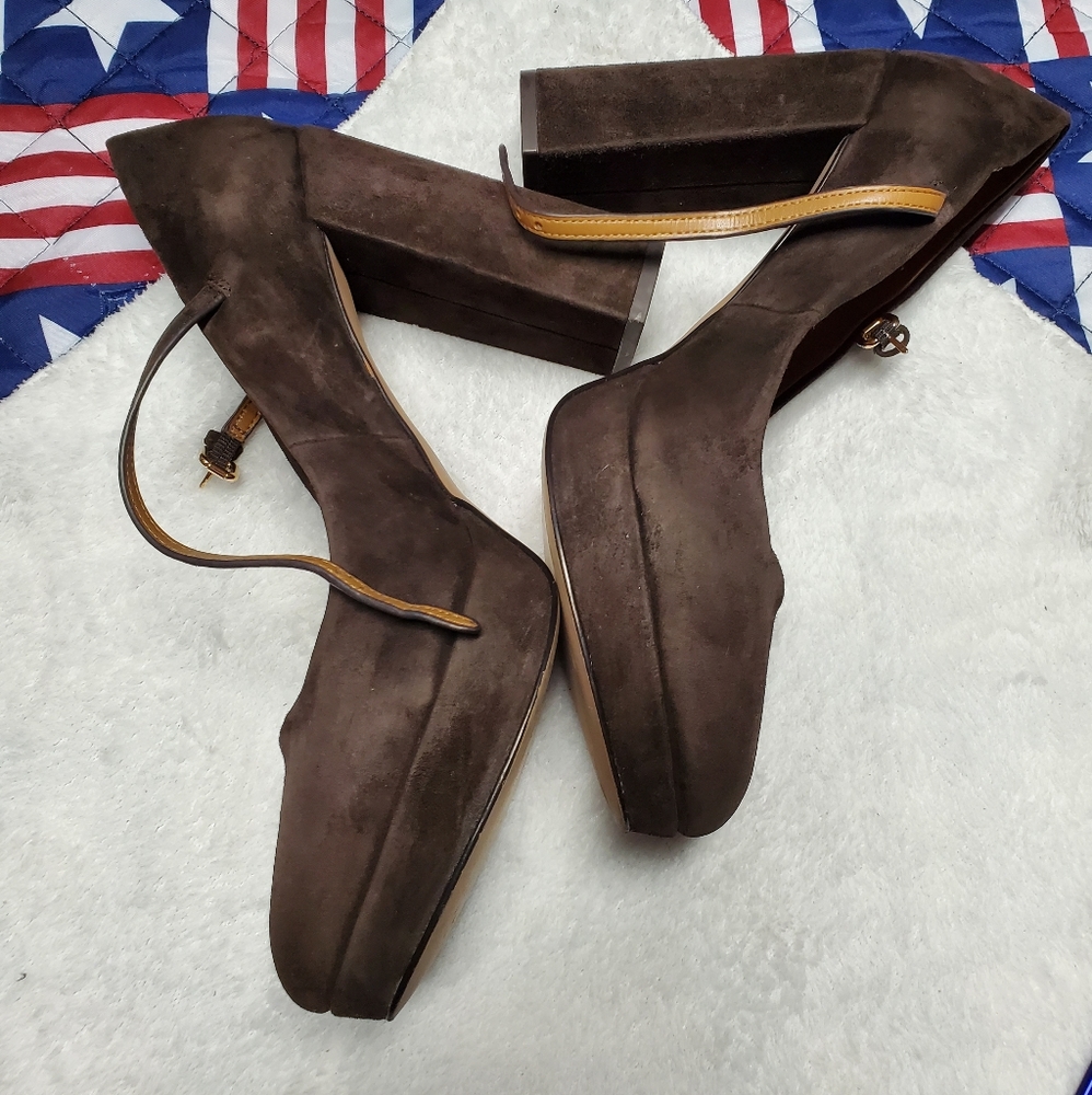 Authentic Coach Pumps - Picture 2 of 4